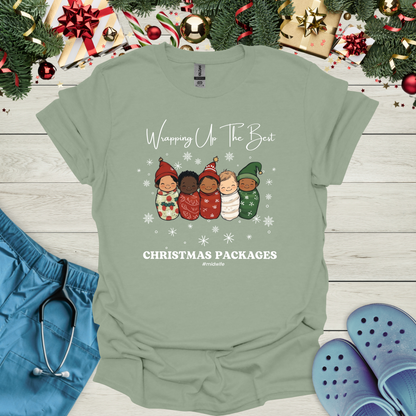 Wrapping up the best christmas packages #Midwife T-Shirt